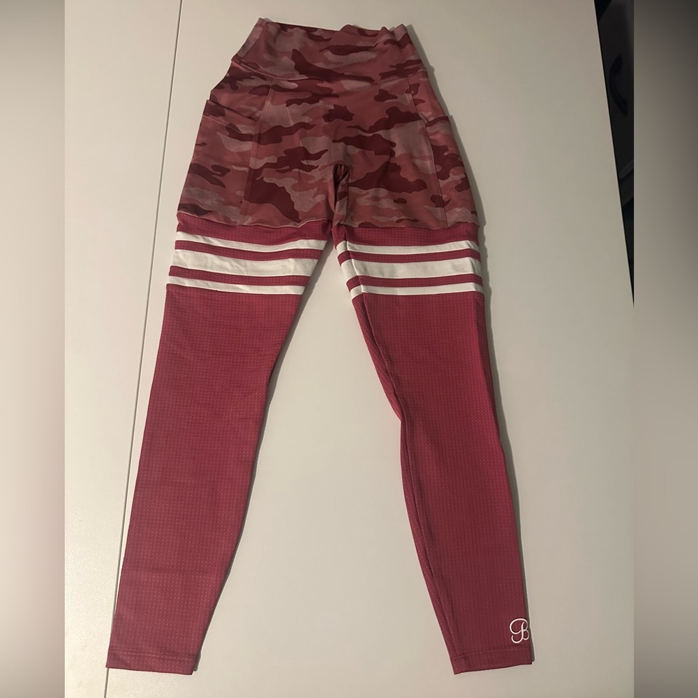 Bombshell thigh high camo scrunch leggings